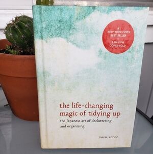 NWOT Marie Kondo The life changing magic of tidying up Hardcover Book
